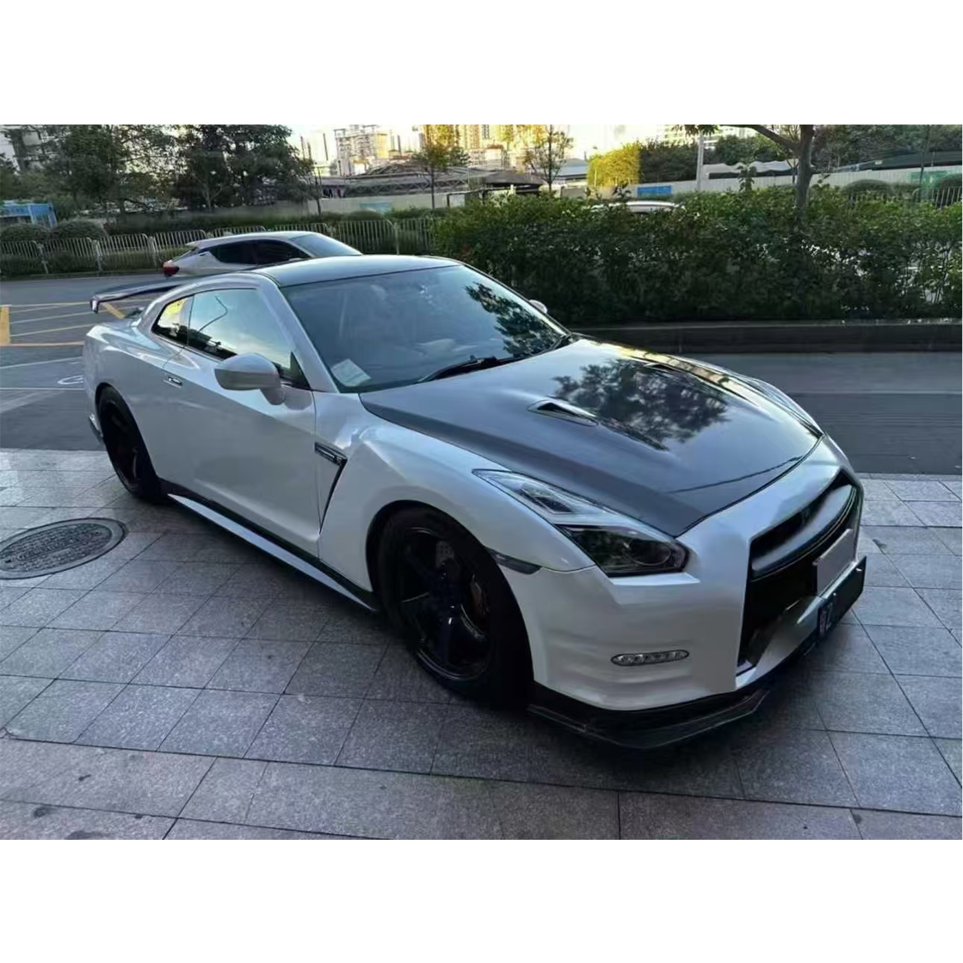 GTR Nismo/Top secret bodykits